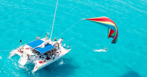 cancun catamaran charter