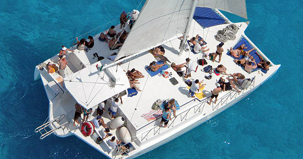 private catamaran cancun mexico